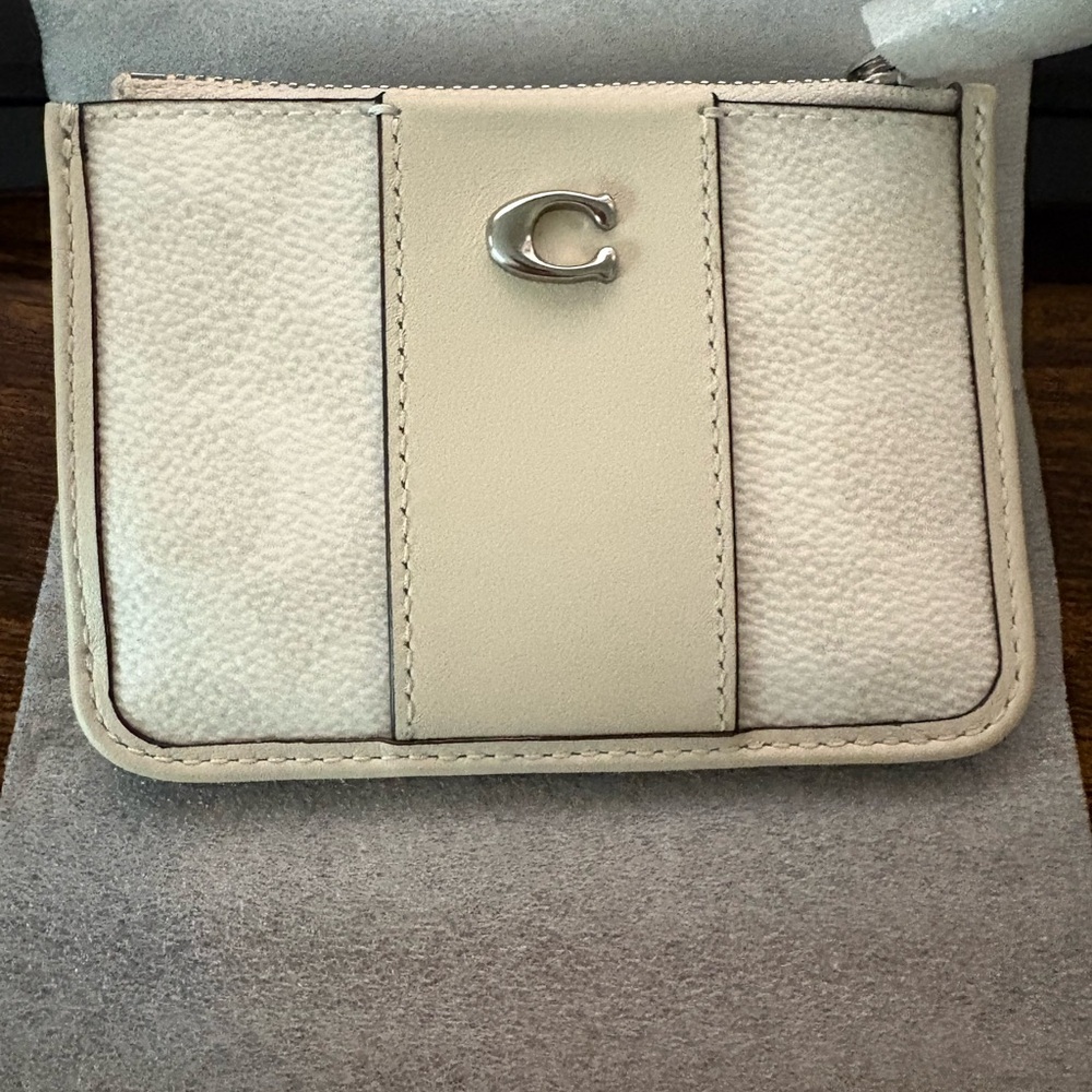 Coach ID Case